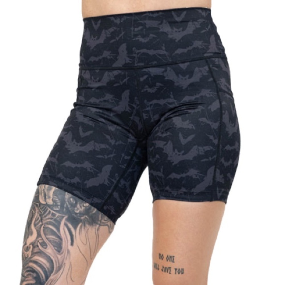CVG shadow bats shorts 7” XL